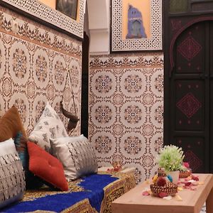 Dormitory Room Mixed